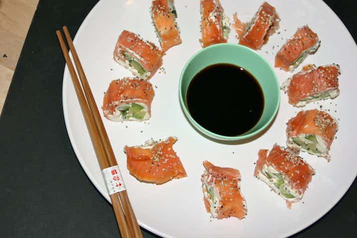 Lakserulle med wasabi (low-carb sushi)